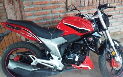 Robaron motocicleta en el acceso a una Feria Comercial