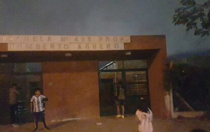 La niña que se durmió en el baño de la escuela