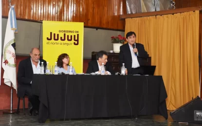 Reafirman compromiso con la carrera de medicina