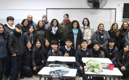 Forman líderes ambientales en la Escuela Marina Vilte
