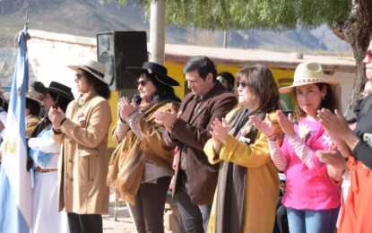Día de la Mujer Jujeña de la Independencia en Huacalera