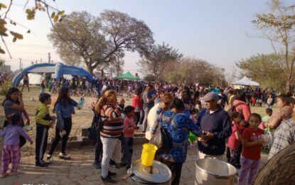 Día del Niño en la plaza del barrio Tupac Amaru