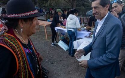 Gobernador visito a los productores de Yacon en su festival