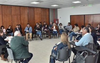 Nueva reunión por el ingreso a primer año