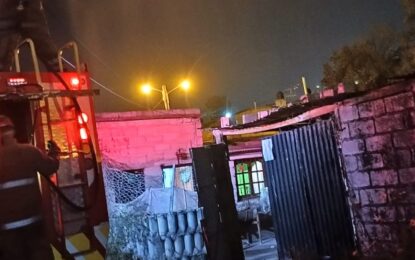 Se incendio la casa de una familia del barrio Bajo Éxodo