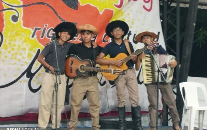 Protagonismo estudiantil en la Expo Turismo