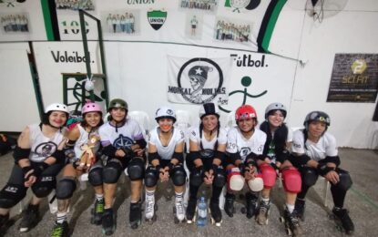 Mortal Kollas celebra diez años de su fundación con Piratas del Beagle