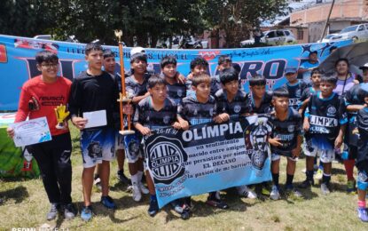 Tres campeones en el torneo de fútbol infantil de Alto Comedero