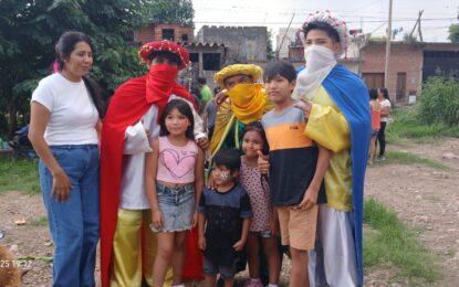 Los Reyes Magos alegraron la tarde de el Milagro