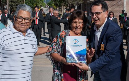 Gran desfile en el 25° aniversario en el barrio ATSA