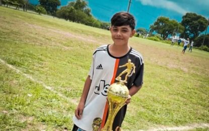 Jugador destacado en Torneo de Alto Comedero firmó para Quilmes