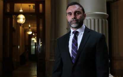 Atauche recibirá el “Premio Parlamentario” por su destacada labor en el Senado