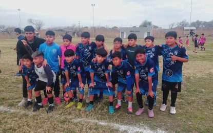 Gran apertura de torneo de fútbol infantil