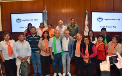 Pizarro firmó convenio de cooperación con entidades vecinales