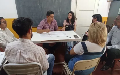 Socializan proyecto de refacción integral de la Escuela 444 y JIN 3
