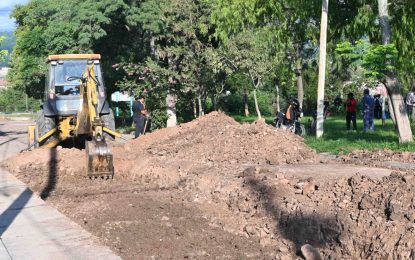 En un mes finalizarán obra pavimentación mixta en barrio AOMA
