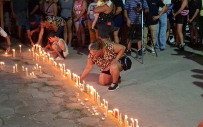 Marcha en duelo tras el ataque en la Escuela Santafecina