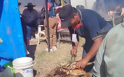 Juella celebró el Festival del Durazno
