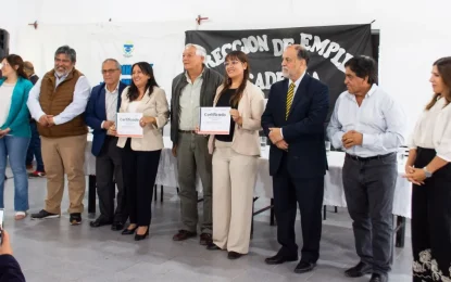 Entrega de certificaciones de la Academia de Oficios de Jujuy