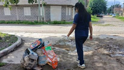 Operativos de descacharrado en barrios de Alto Comedero