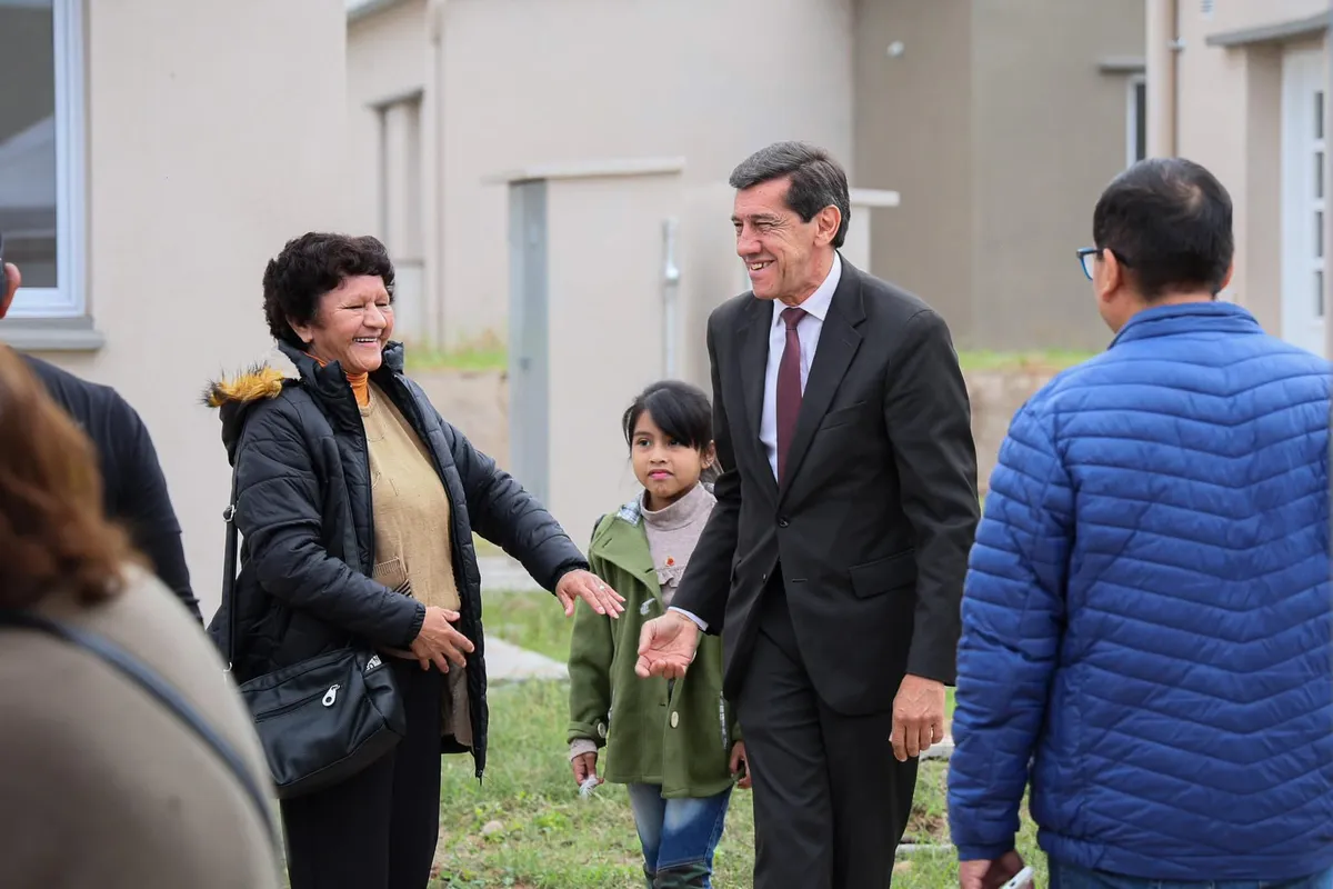 Entregaron viviendas financiadas con recursos provinciales en Calilegua