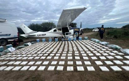 Imputaron a los ocho involucrados en el transporte de 442 kilos de cocaína en una avioneta