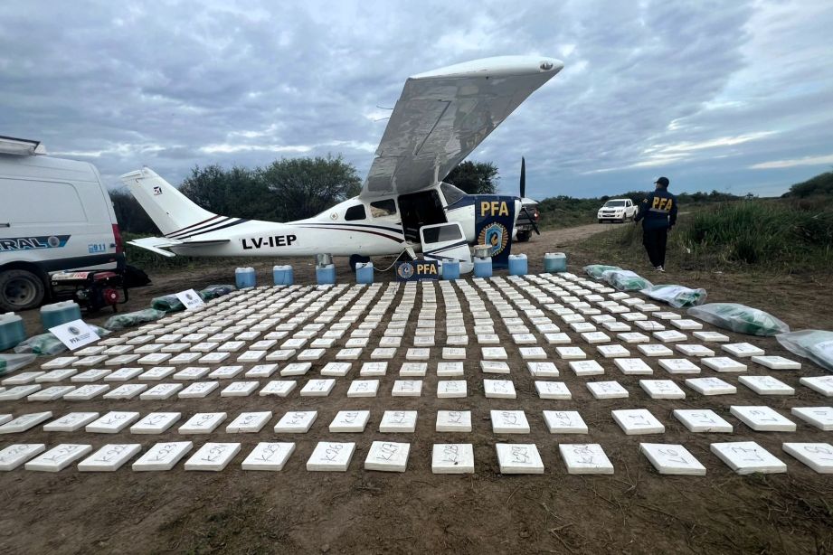 Imputaron a los ocho involucrados en el transporte de 442 kilos de cocaína en una avioneta
