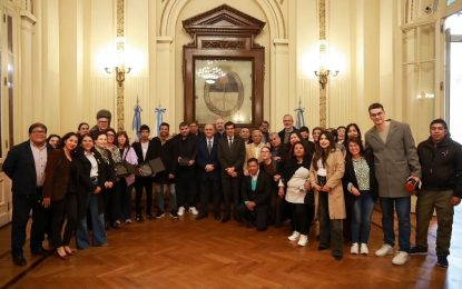 Día del periodista con el llamado a la tolerancia digital