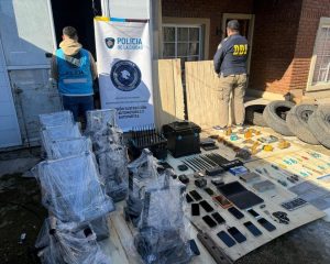 Desarticulan banca que robaba camioneta y las enviaba a Jujuy