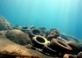 Arrojaron dos millones de neumáticos al océano para crear un arrecife hace 76 años: hoy siguen pagando las consecuencias