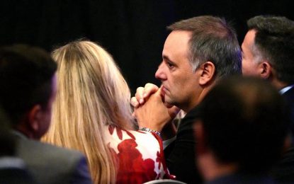 La Justicia restringio la salida del pais al exjefe de Gabinete Adorni