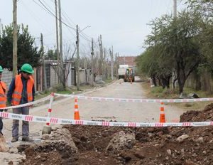 Obras con fondos provinciales en barrios de Alto Comedero
