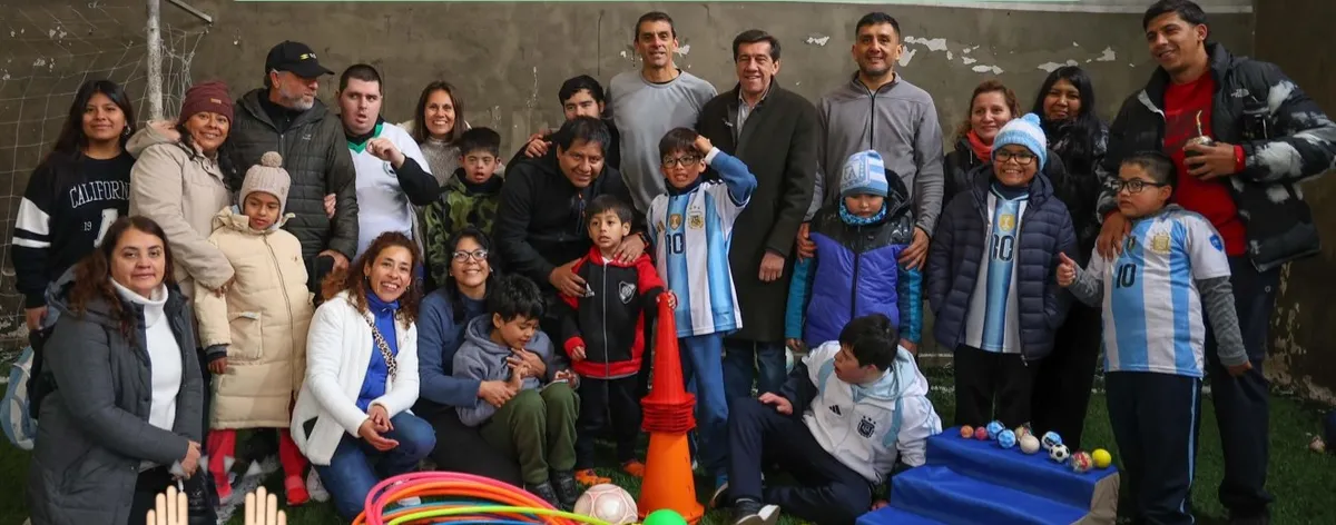 Sadir visitó primera escuela destinada a niños y jóvenes con autismo