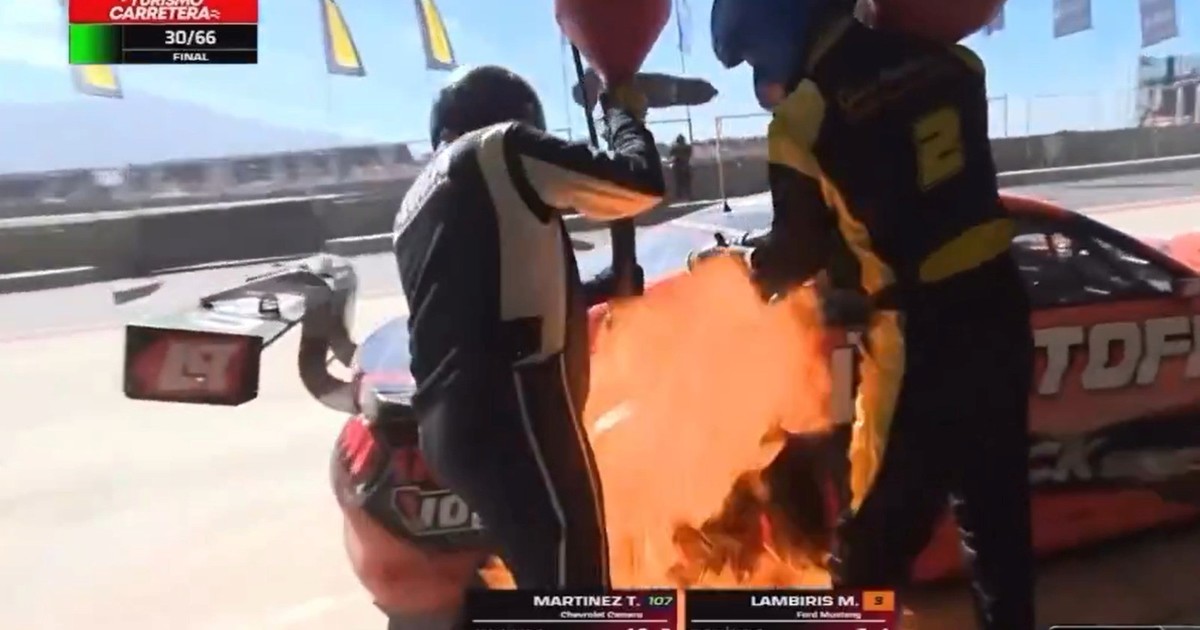 Terror en el Turismo Carretera: recargaban combustible pero una fuga provocó un incendio que asustó a todos en San Juan