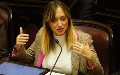 Fernández Sagasti presentó un proyecto para que las senadoras embarazadas puedan  sesionar y votar de forma remota