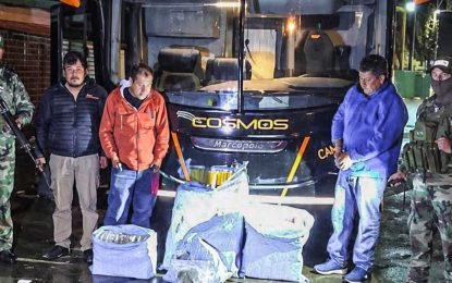 Incautaron 86,5 kilos de marihuana en el micro que iba a trasladar a San Pablo para enfrentar a Bolívar por la Copa Sudamericana