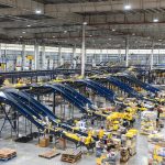Tras el cruce de Galperin con CAME, Mercado Libre anuncia su primer centro de distribución en el interior