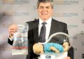 El mecánico de Lanús que inventó un dispositivo para facilitar partos y es reconocido en el mundo