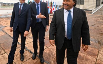 Santilli y Caputo recibirán a los gobernadores del Norte Grande: reducción de tarifas por zona cálida para destrabar el debate por zonas frías
