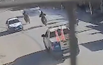 Marcha atrás y a contramano: cómo fue la persecución de película, con tiros y choques, de la policía de Neuquén para atrapar al conductor de una camioneta