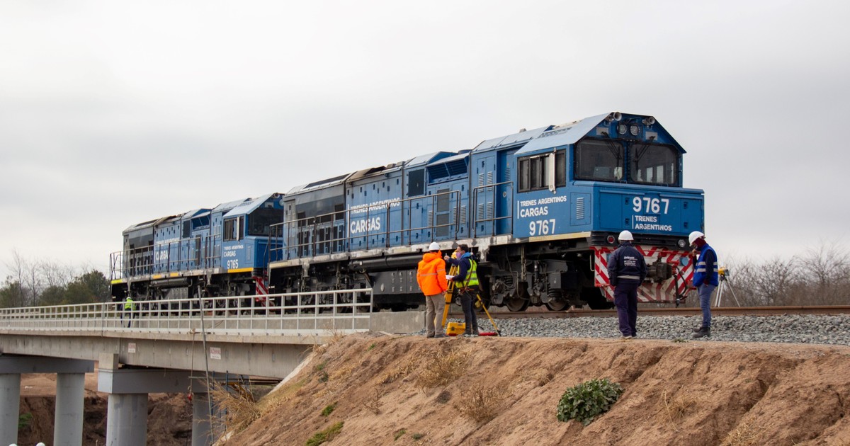 el-gobierno-busca-que-por-la-privatizacion-del-belgrano-cargas-el-25%-del-transporte-de-bienes-se-haga-por-ferrocarril