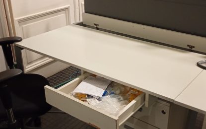 Denuncian que abrieron cajones y se llevaron comida de la Sala de Acreditados en Casa Rosada: en el Gobierno dicen que están «averiguando qué pasó»