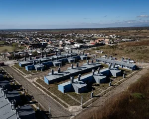 Reinician viviendas paralizadas con fondos provinciales