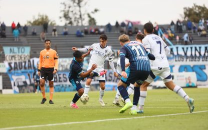 Gimnasia perdió el liderazgo tras la derrota antes Tristán Suárez
