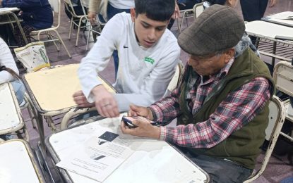 Reduciendo la Brecha Digital en Alto Comedero