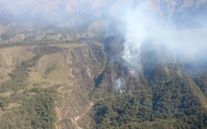 Operativo de control del incendio en Tiraxi Chico