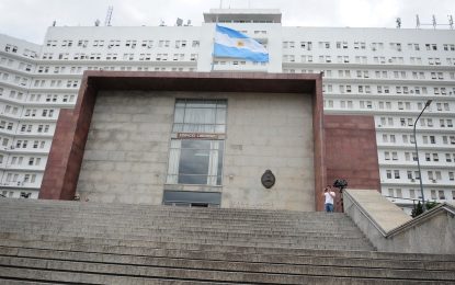 La justicia comenzó a investigar los mil millones de pesos de sobresueldos en la Armada