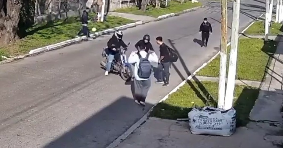«¿Me voy a morir?»: motochorros asaltaron y golpearon a un grupo de adolescentes con autismo