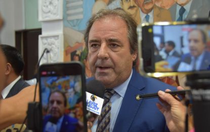 Alberto Bernis: «El compre local no es una traba para el desarrollo»