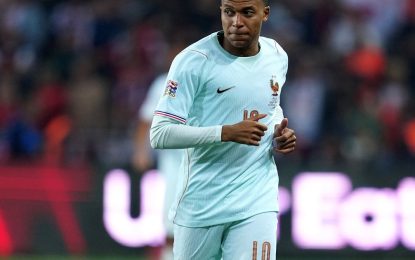 Polémica con Mbappé: tras su lesión, no volvió a los entrenamientos del Real Madrid y fue visto en una disco de París